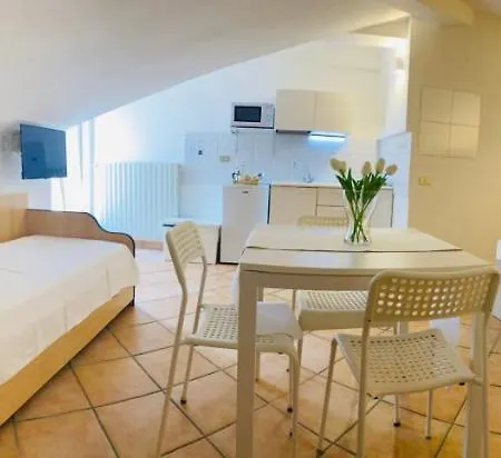 Bed Da Daniela Affittacamere *