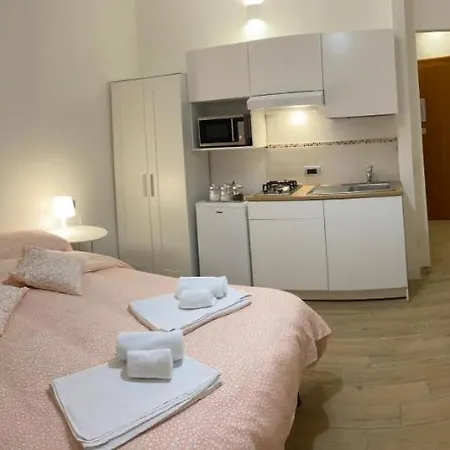 Bed Da Daniela * פסקיארה דל גארדה